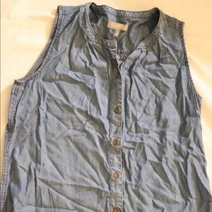 Banana Republic chambray sleeveless button up